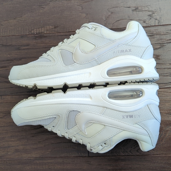 Nike Air Max Command - Picture 6 of 8